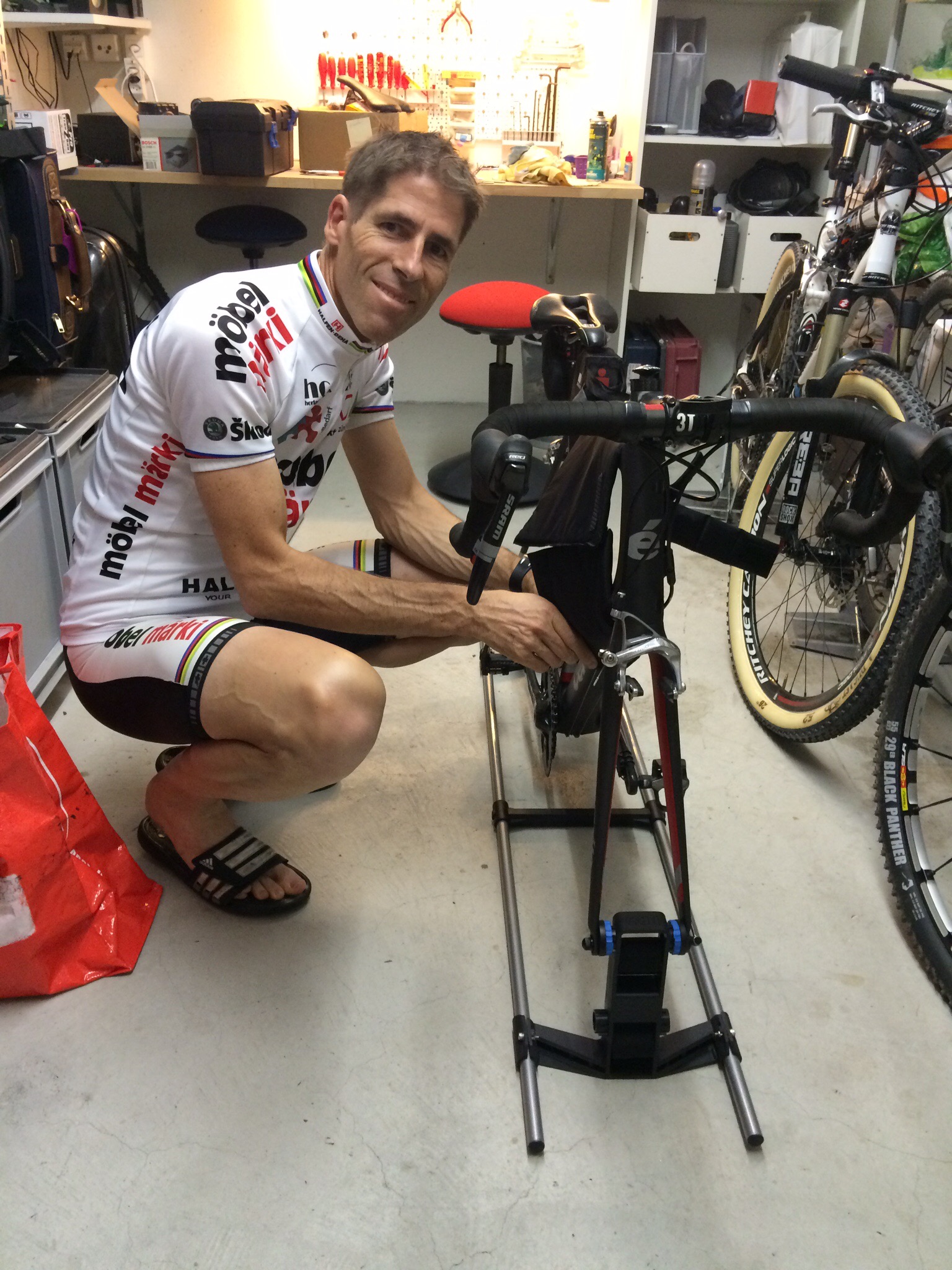 Das Rad von Thomas auf dem Ständer